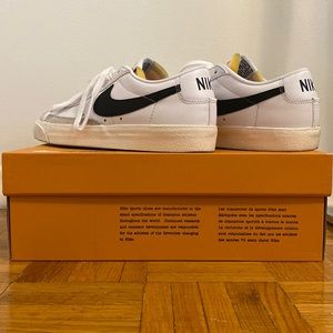 Nike blazers low tops